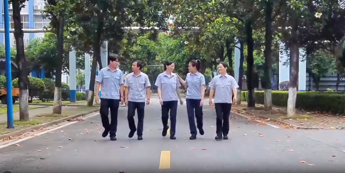 工作不妨“轴”一点